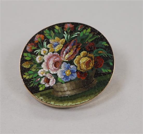 A late Victorian yellow metal mounted oval micro mosaic brooch, 25mm.
